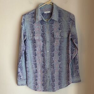 Equipment Women 100% silk Snakeskin Button-Up blouse Blue Pink small EUC career